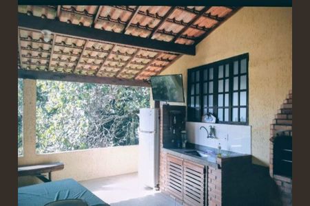 Casa à venda com 3 quartos, 115m² em Maria Paula, Niterói