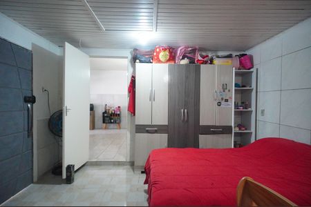 Casa à venda com 75m², 1 quarto e 3 vagasQuarto