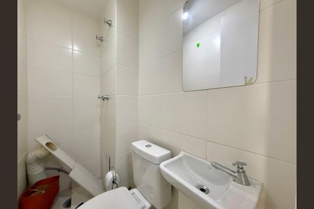 Apartamento para alugar com 105m², 3 quartos e 2 vagasBanheiro de Serviço