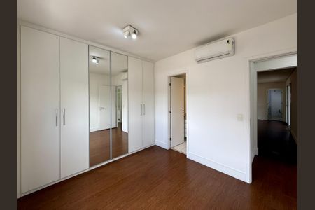 Apartamento para alugar com 105m², 3 quartos e 2 vagasSuíte 