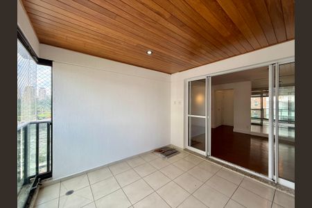 Apartamento para alugar com 105m², 3 quartos e 2 vagasVaranda 
