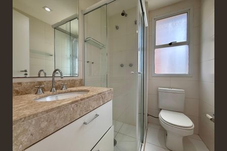 Apartamento para alugar com 105m², 3 quartos e 2 vagasBanheiro Social 