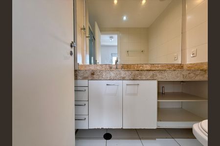 Apartamento para alugar com 105m², 3 quartos e 2 vagasBanheiro Suíte 