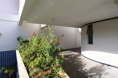 Apartamento à venda com 80m², 3 quartos e 2 vagasEntrada