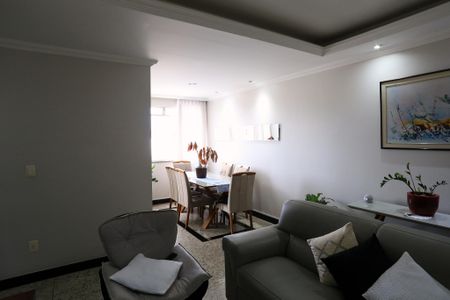 Sala de apartamento à venda com 3 quartos, 80m² em Ana Lúcia, Belo Horizonte