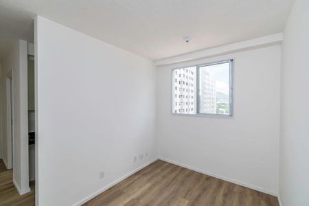 Sala de apartamento para alugar com 2 quartos, 45m² em Bonsucesso, Rio de Janeiro