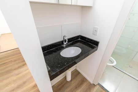 Apartamento para alugar com 45m², 2 quartos e sem vaga Apartamento para alugar com 45m², 2 quartos e sem vagaBanheiro