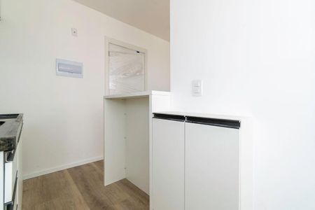 Apartamento para alugar com 45m², 2 quartos e sem vaga Apartamento para alugar com 45m², 2 quartos e sem vagaCozinha - Armários