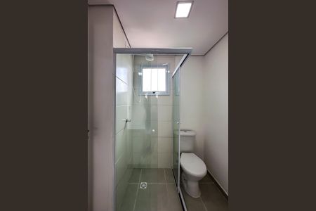 Banheiro de kitnet/studio para alugar com 1 quarto, 26m² em Belenzinho, São Paulo