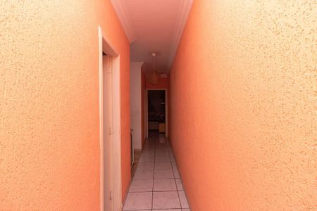 Casa para alugar com 169m², 3 quartos e 2 vagas Casa para alugar com 169m², 3 quartos e 2 vagasCorredor dos Quartos