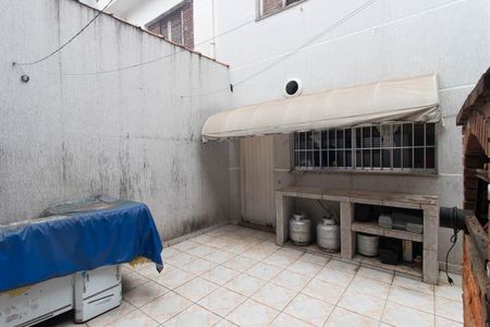 Casa para alugar com 169m², 3 quartos e 2 vagas Casa para alugar com 169m², 3 quartos e 2 vagasQuintal e Área de Serviço