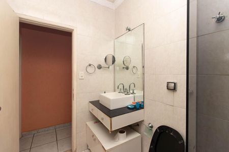 Casa para alugar com 169m², 3 quartos e 2 vagas Casa para alugar com 169m², 3 quartos e 2 vagasBanheiro Social