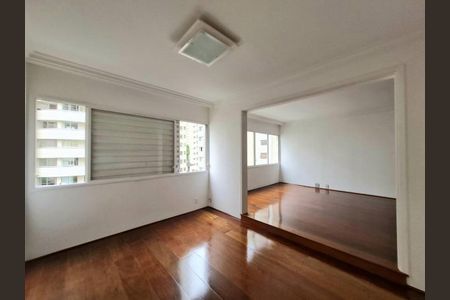 Apartamento à venda com 136m², 4 quartos e 1 vagaFoto 02