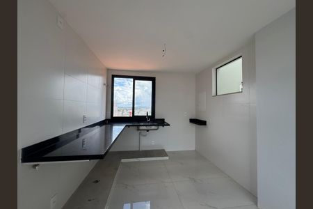Apartamento à venda com 3 quartos, 140m² em Santa Rosa, Belo Horizonte