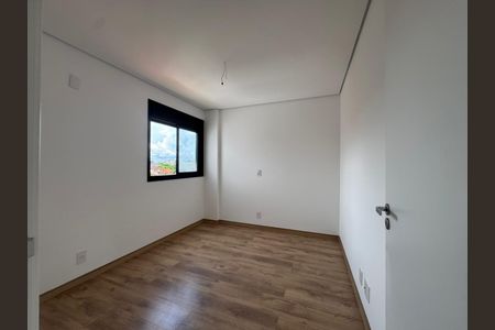Apartamento à venda com 3 quartos, 140m² em Santa Rosa, Belo Horizonte