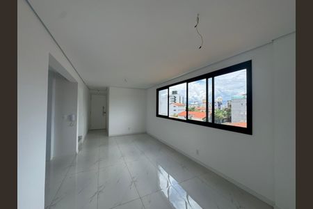 Apartamento à venda com 3 quartos, 140m² em Santa Rosa, Belo Horizonte