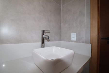 Casa à venda com 156m², 3 quartos e 2 vagasBanheiro Quarto 3 Suíte