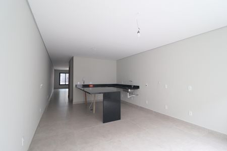 Casa à venda com 156m², 3 quartos e 2 vagasCozinha