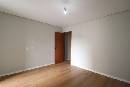 Casa à venda com 156m², 3 quartos e 2 vagasQuarto 2 suíte