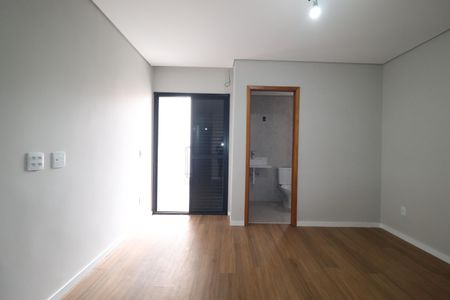 Casa à venda com 156m², 3 quartos e 2 vagasQuarto 1 suíte