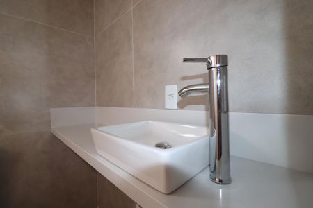 Casa à venda com 156m², 3 quartos e 2 vagasBanheiro Quarto 2 suíte