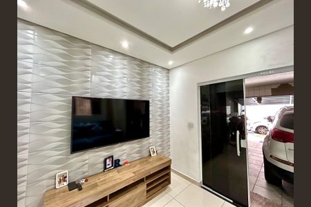 Sala de casa para alugar com 2 quartos, 100m² em Jardim Paraiso, Guarulhos