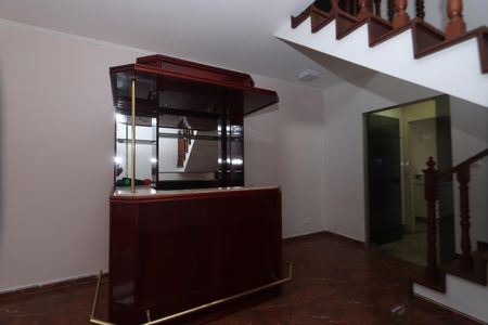 Sala de casa à venda com 2 quartos, 163m² em Vila Ivone, São Paulo