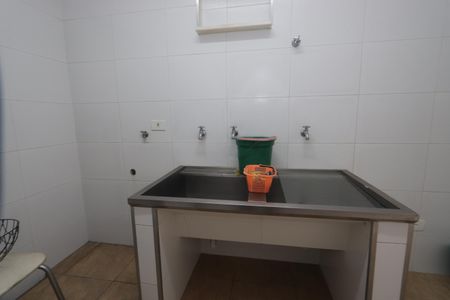 Casa à venda com 163m², 2 quartos e 2 vagasLavanderia