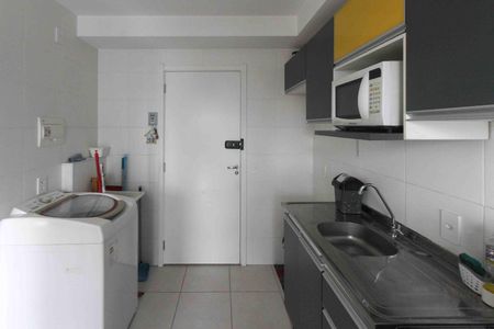 Cozinha e Área de Serviço de apartamento para alugar com 1 quarto, 32m² em Vila Ema, São Paulo
