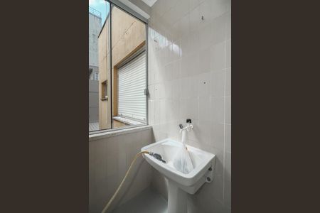 Apartamento para alugar com 80m², 2 quartos e sem vagaÁrea de Serviço