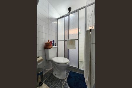 Casa de condomínio à venda com 120m², 3 quartos e 2 vagas Casa de condomínio à venda com 120m², 3 quartos e 2 vagasBanheiro da Suíte