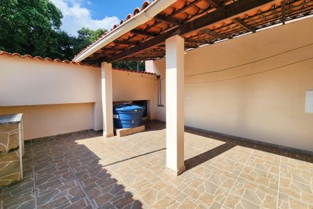 Casa de condomínio à venda com 120m², 3 quartos e 2 vagas Casa de condomínio à venda com 120m², 3 quartos e 2 vagasÁrea