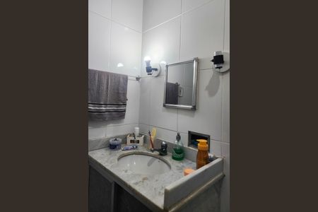 Casa de condomínio à venda com 120m², 3 quartos e 2 vagas Casa de condomínio à venda com 120m², 3 quartos e 2 vagasBanheiro Social