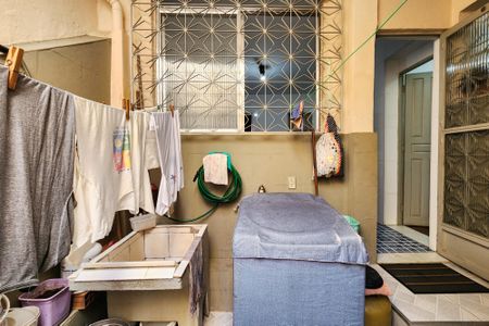 Casa de condomínio à venda com 120m², 3 quartos e 2 vagas Casa de condomínio à venda com 120m², 3 quartos e 2 vagasÁrea de Serviço