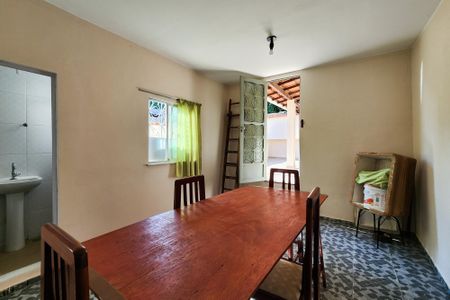 Casa de condomínio à venda com 120m², 3 quartos e 2 vagas Casa de condomínio à venda com 120m², 3 quartos e 2 vagasEdícula