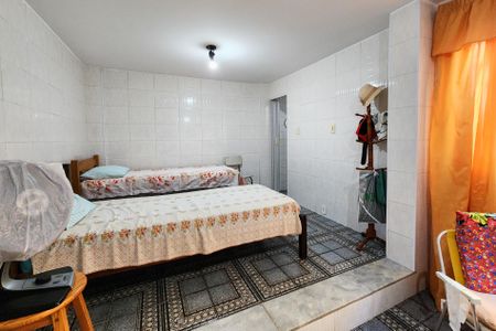 Casa de condomínio à venda com 120m², 3 quartos e 2 vagas Casa de condomínio à venda com 120m², 3 quartos e 2 vagasSuíte