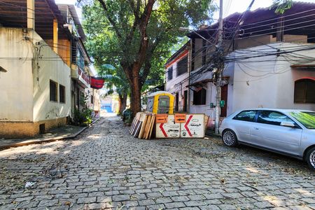 Casa de condomínio à venda com 120m², 3 quartos e 2 vagas Casa de condomínio à venda com 120m², 3 quartos e 2 vagasÁrea Comum