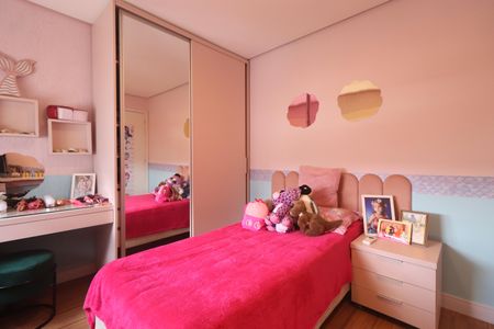 Apartamento à venda com 97m², 2 quartos e 2 vagasQuarto 01