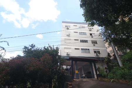 Apartamento à venda com 97m², 2 quartos e 2 vagasFachada