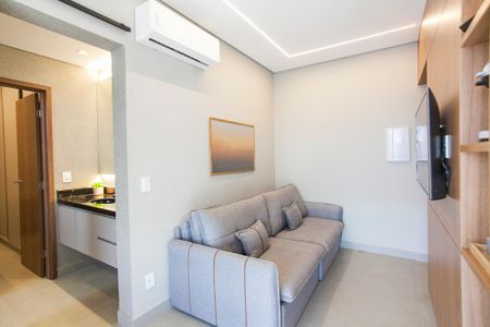 Sala de apartamento para alugar com 1 quarto, 34m² em Saraiva, Uberlândia