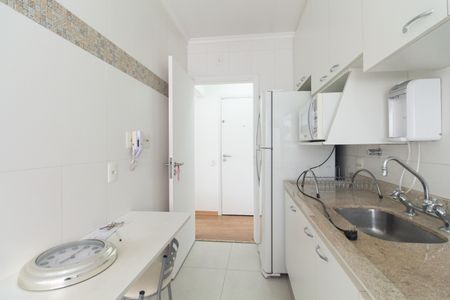 Apartamento à venda com 56m², 2 quartos e 2 vagasCozinha 