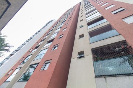 Apartamento à venda com 56m², 2 quartos e 2 vagasFachada