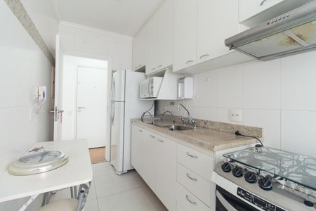 Apartamento à venda com 56m², 2 quartos e 2 vagasCozinha 
