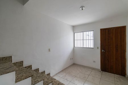 Sala de casa para alugar com 2 quartos, 80m² em Jardim Nossa Senhora do Carmo, São Paulo