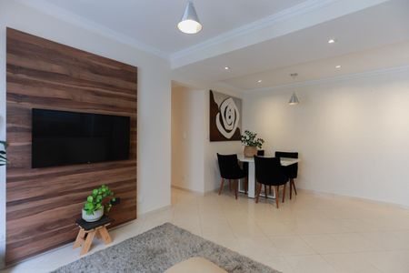Apartamento à venda com 65m², 2 quartos e 1 vagaSala