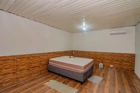 Quarto de casa de condomínio para alugar com 1 quarto, 40m² em Sarandi, Porto Alegre