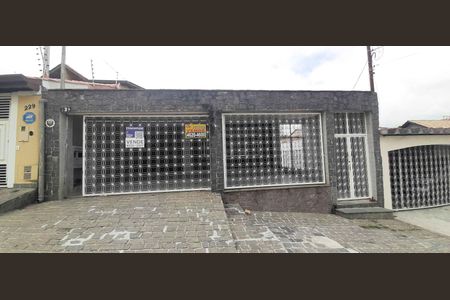 Casa à venda com 350m², 7 quartos e 3 vagas Casa à venda com 350m², 7 quartos e 3 vagasFachada da Casa