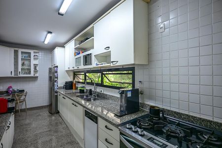 Apartamento à venda com 190m², 4 quartos e 3 vagasCozinha