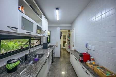 Apartamento à venda com 190m², 4 quartos e 3 vagasCozinha
