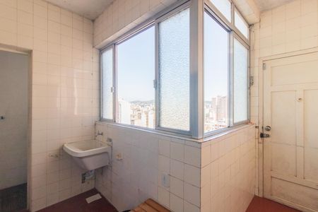 Apartamento à venda com 158m², 3 quartos e 1 vaga Apartamento à venda com 158m², 3 quartos e 1 vagaÁrea de Serviço